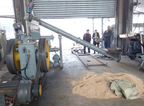 Sawdust briquette machine