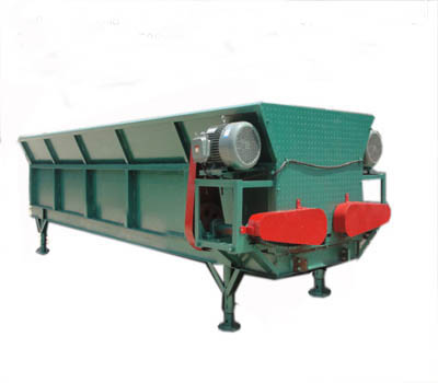 Precaution for the use of wood barking machine